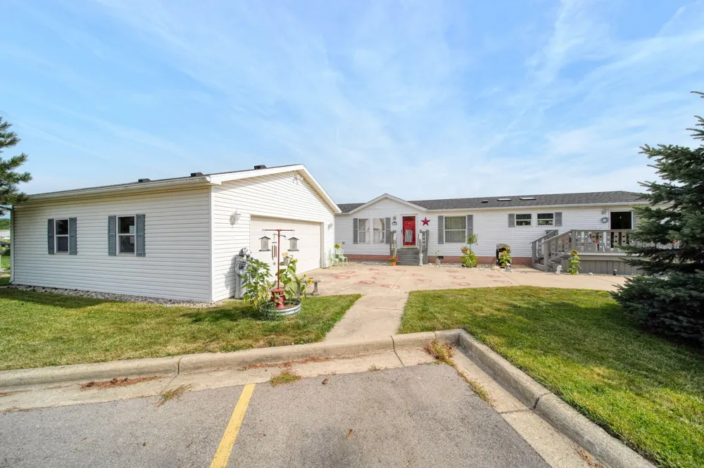 280 Stieff Adrian, MI 49221