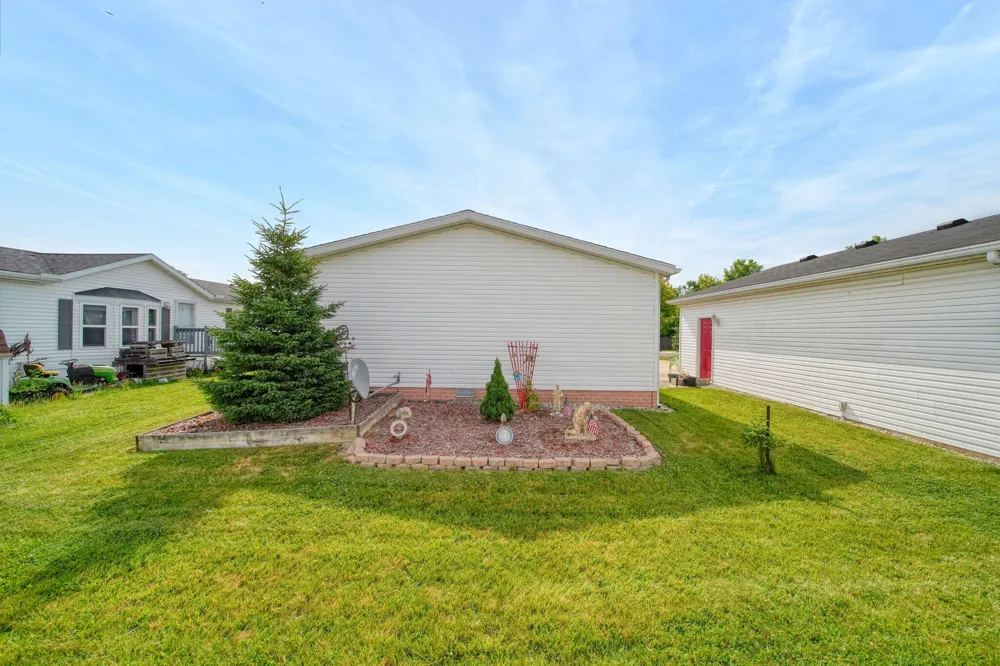 280 Stieff Adrian, MI 49221