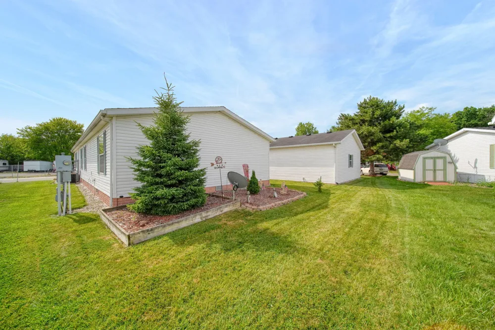 280 Stieff Adrian, MI 49221