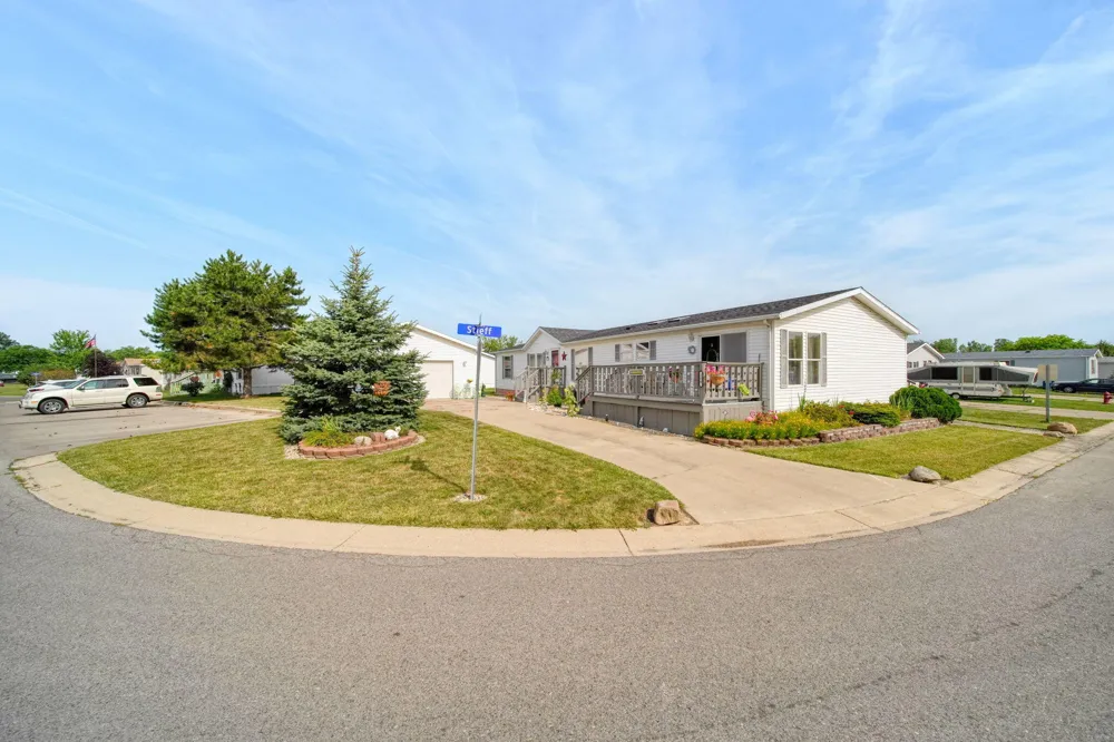 280 Stieff Adrian, MI 49221