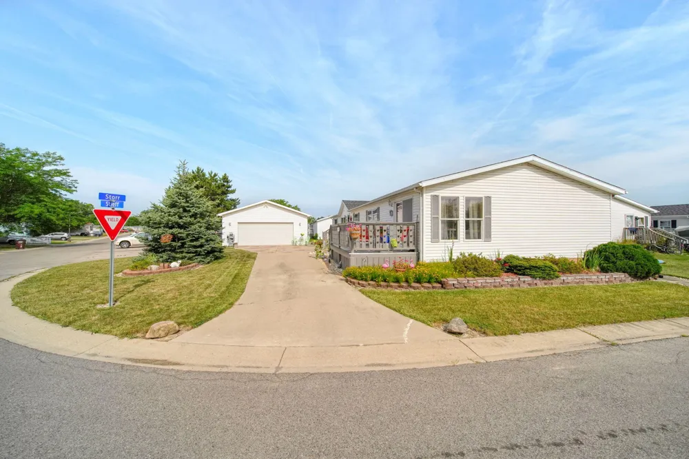 280 Stieff Adrian, MI 49221