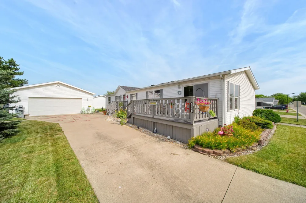 280 Stieff Adrian, MI 49221