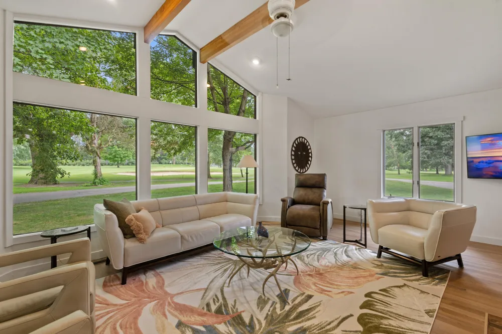 69115 Oakwood Drive White Pigeon, MI 49099