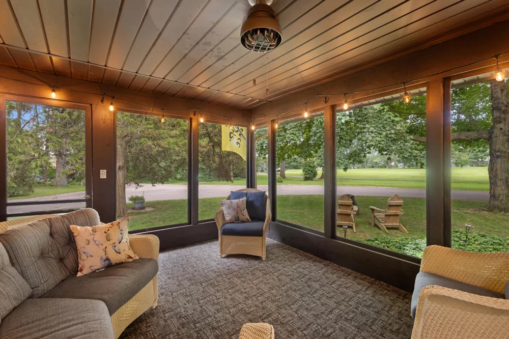69115 Oakwood Drive White Pigeon, MI 49099