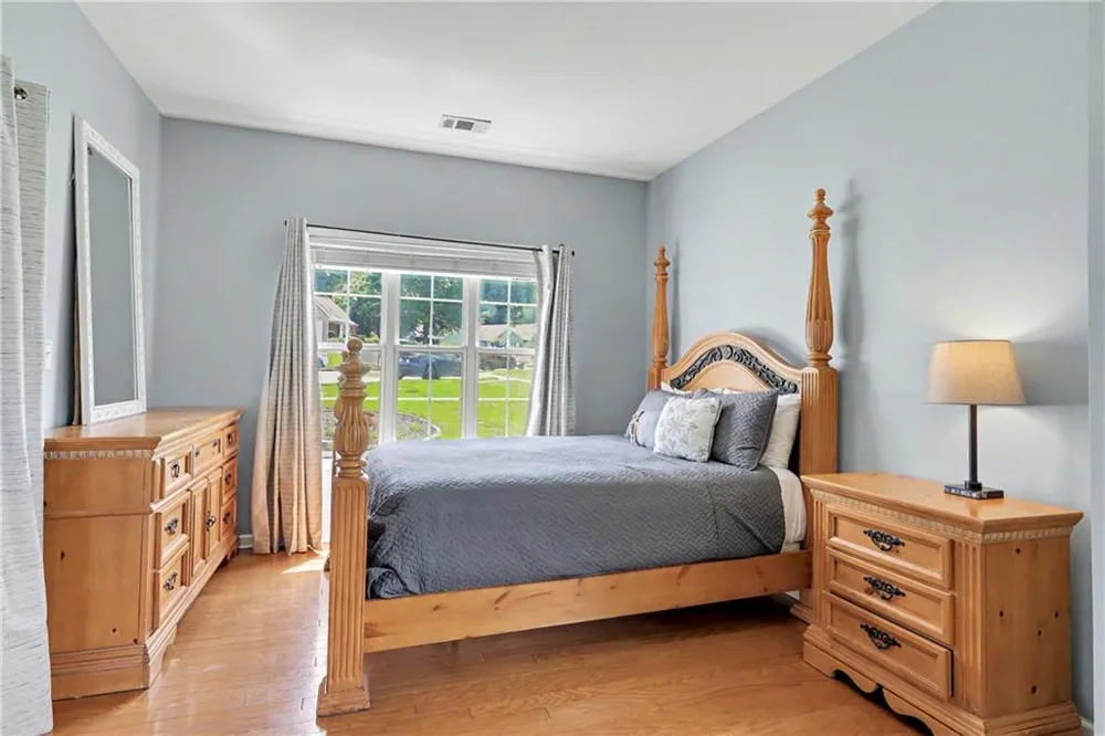 1128 Bankside Court Sugar Hill, GA 30518
