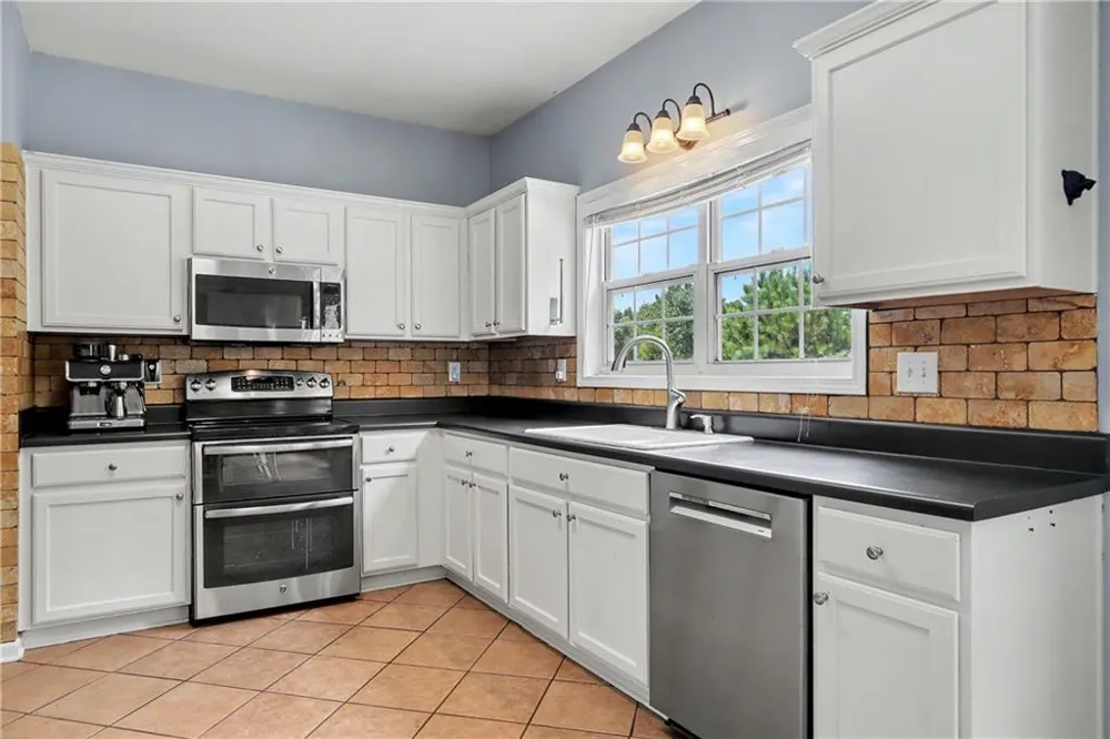 1128 Bankside Court Sugar Hill, GA 30518