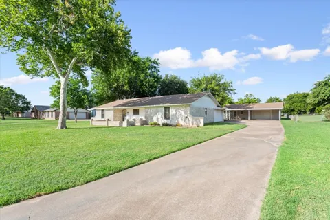 108 Towne West Drive