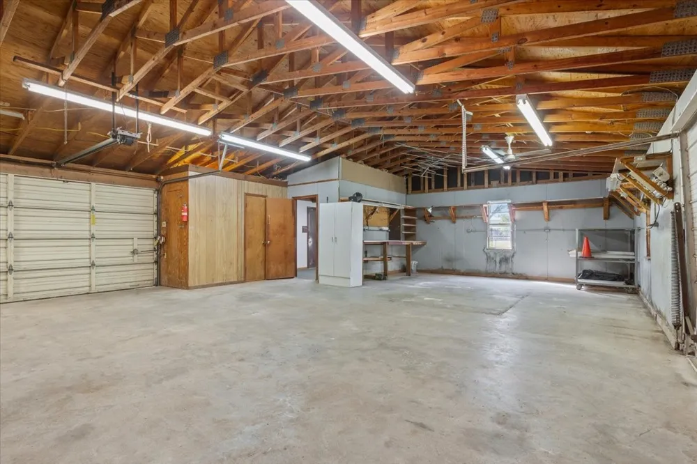 108 Towne West Drive Lorena, TX 76655