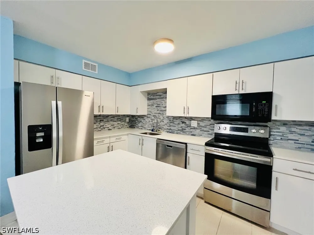 Bald Eagle Drive #7 Marco Island, FL 34145