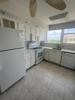 1237 S HILLSBORO MILE #601 Hillsboro Beach, FL 33062