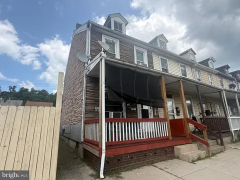613 S FRONT STREET