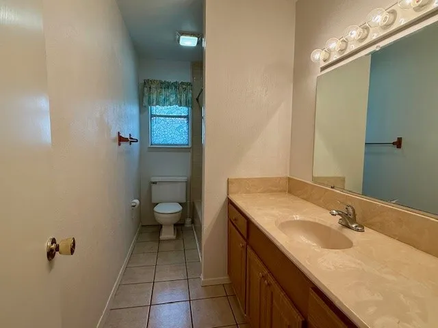 3820 Sagebrush Road Benbrook, TX 76116