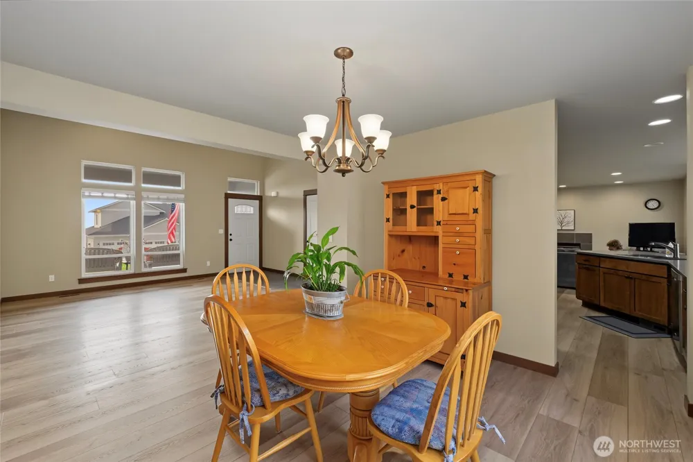 3143 NW Delcon Court East Wenatchee, WA 98802