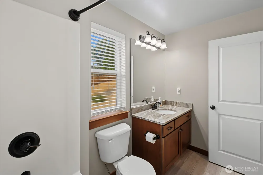 3143 NW Delcon Court East Wenatchee, WA 98802