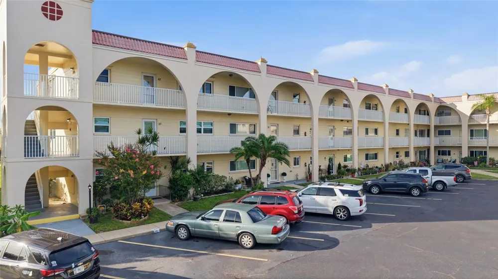 2259 COSTA RICAN DRIVE #23 Clearwater, FL 33763