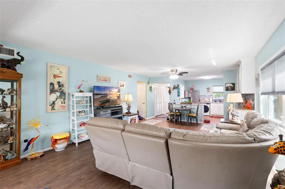 2259 COSTA RICAN DRIVE #23 Clearwater, FL 33763