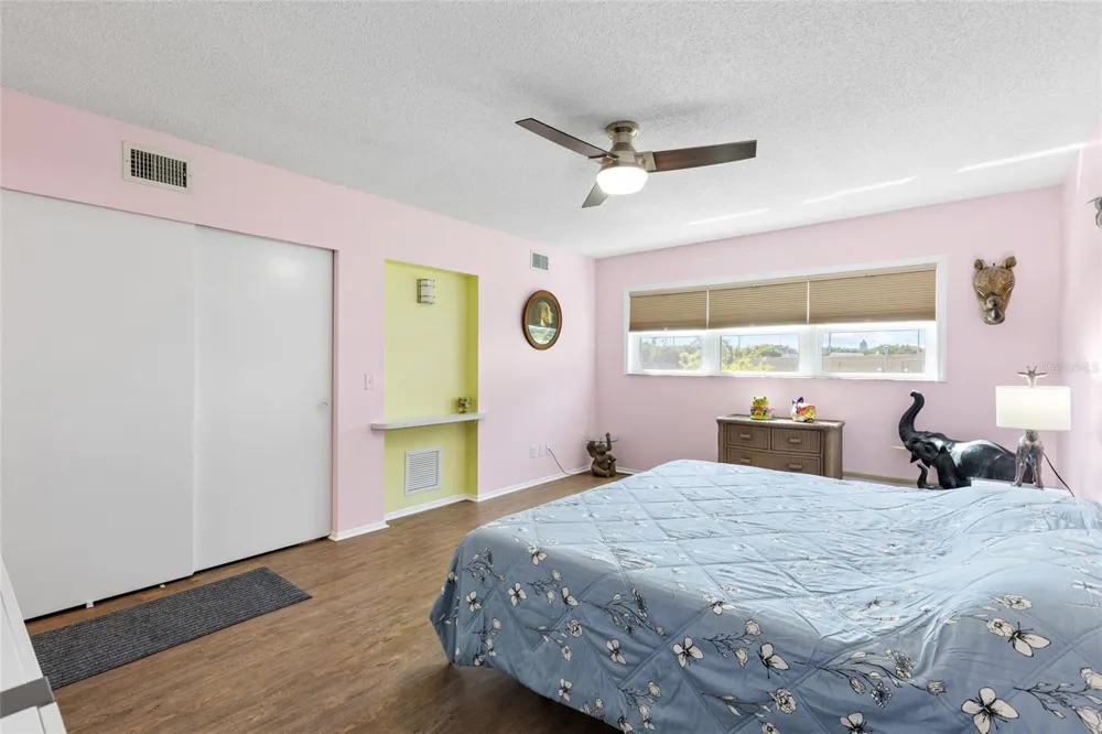 2259 COSTA RICAN DRIVE #23 Clearwater, FL 33763