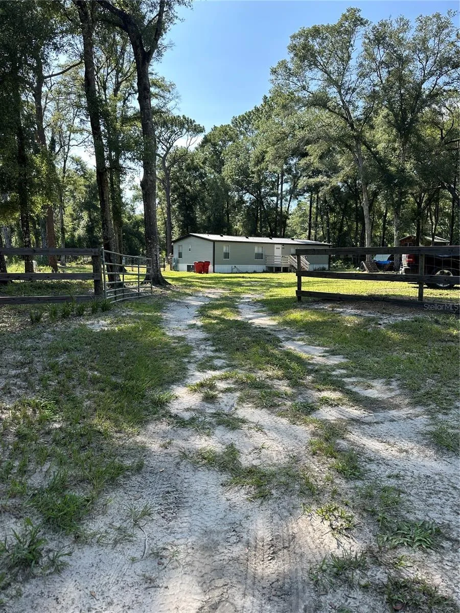 11882 SW 58TH STREET Webster, FL 33597