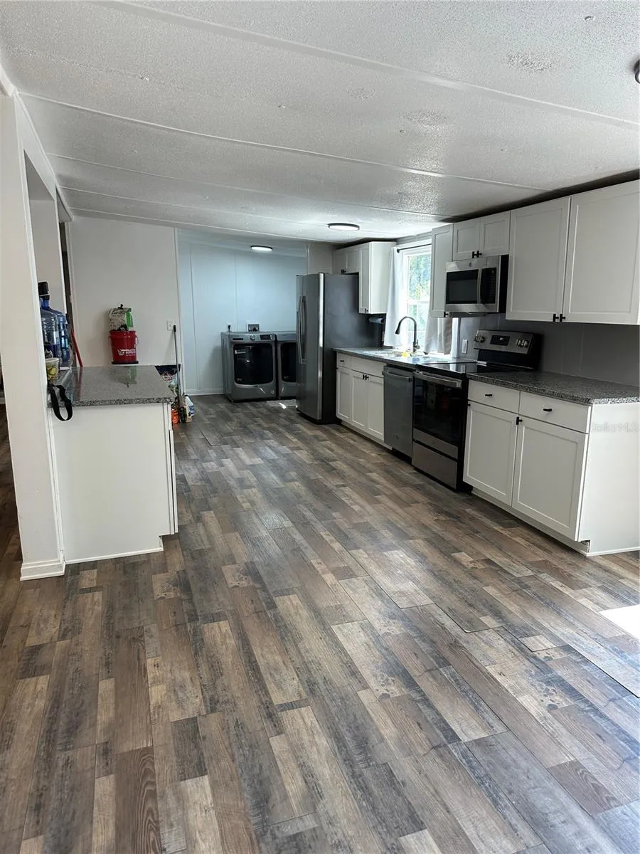 11882 SW 58TH STREET Webster, FL 33597