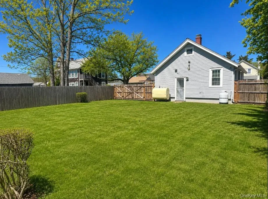 517 Flint Street Greenport, NY 11944