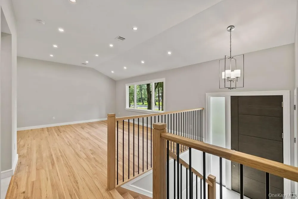 142 Little Tor Road New City, NY 10956