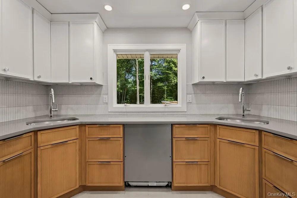 142 Little Tor Road New City, NY 10956