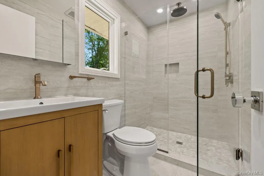 142 Little Tor Road New City, NY 10956