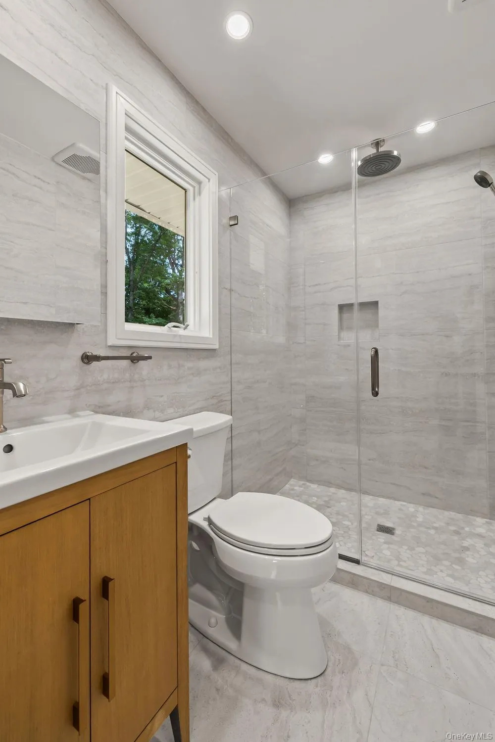 142 Little Tor Road New City, NY 10956