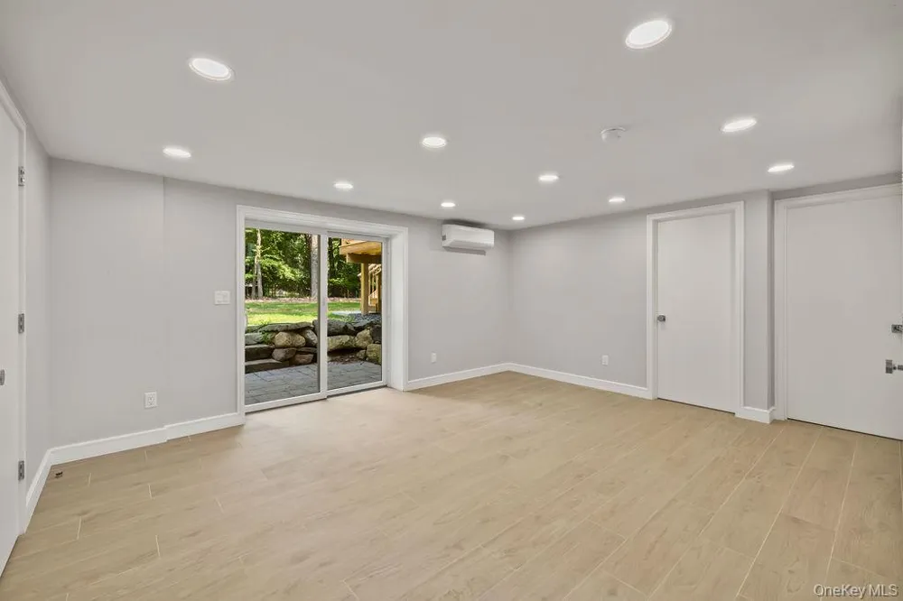 142 Little Tor Road New City, NY 10956