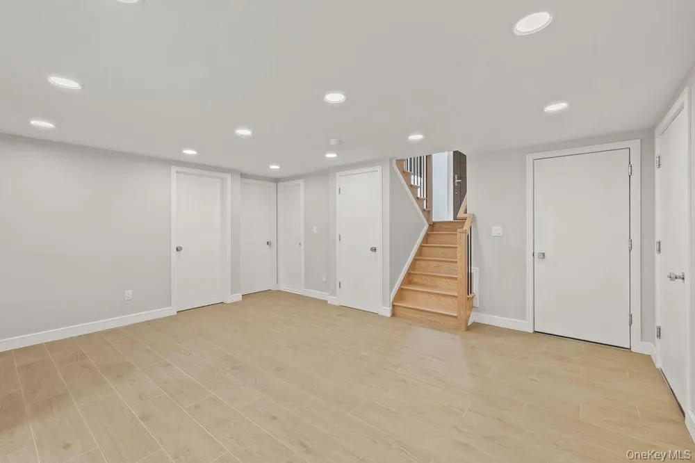 142 Little Tor Road New City, NY 10956