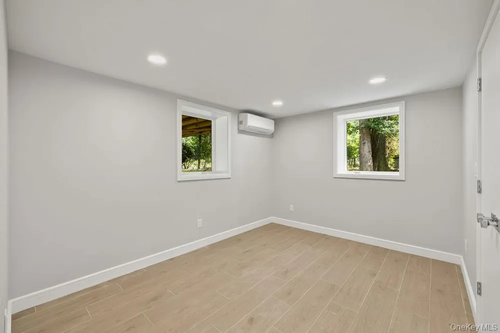 142 Little Tor Road New City, NY 10956