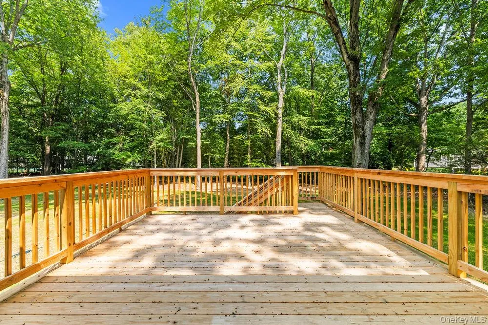 142 Little Tor Road New City, NY 10956