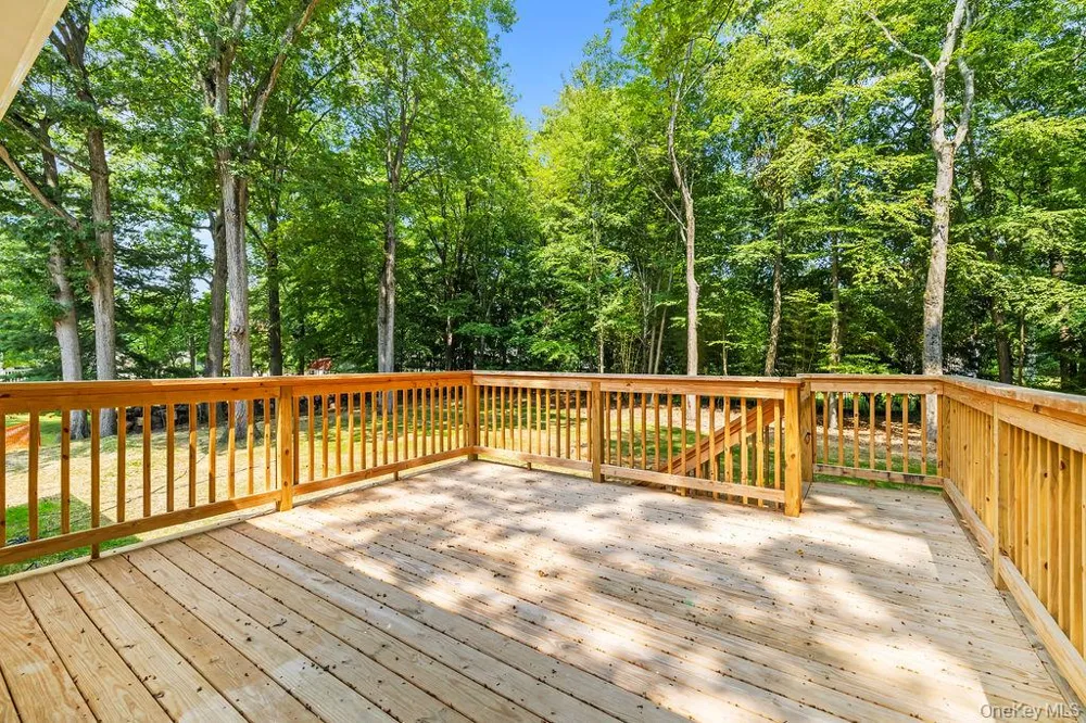 142 Little Tor Road New City, NY 10956