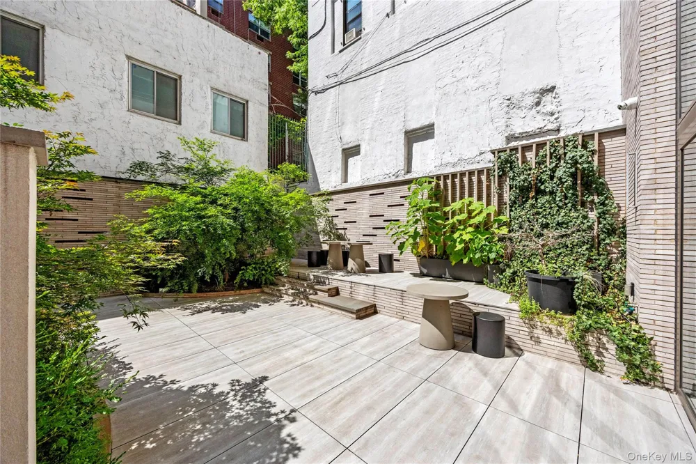 208 Delancey Street #PH3 New York (Manhattan), NY 10002