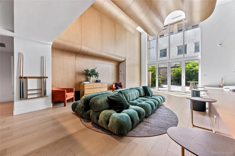 208 Delancey Street #PH3 New York (Manhattan), NY 10002