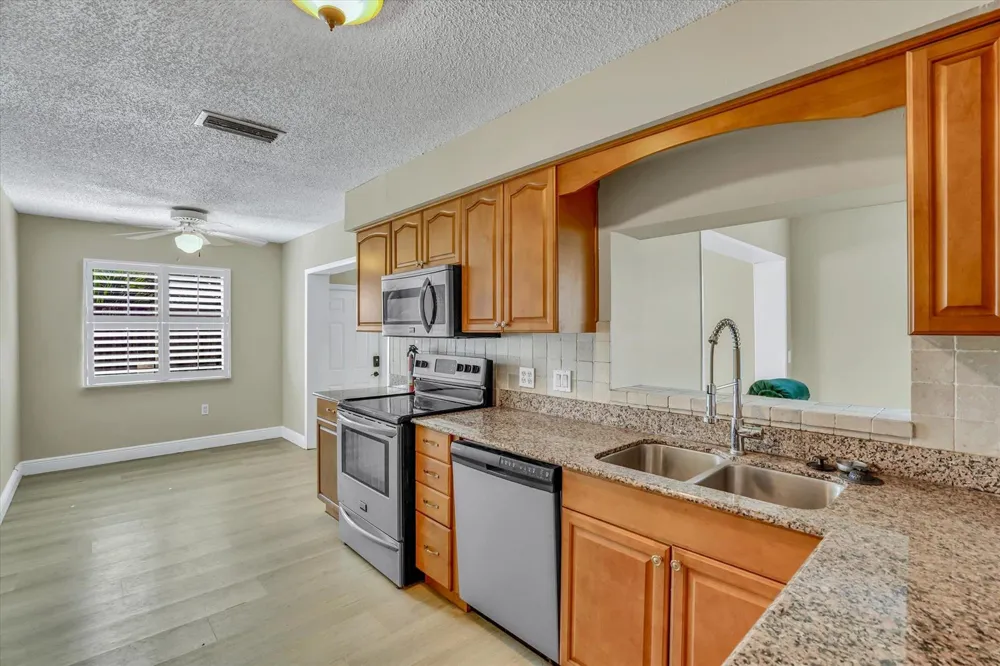 10270 NW 24TH COURT Sunrise, FL 33322