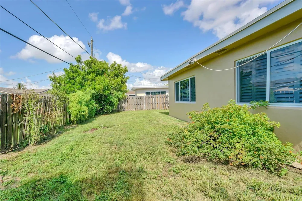 10270 NW 24TH COURT Sunrise, FL 33322