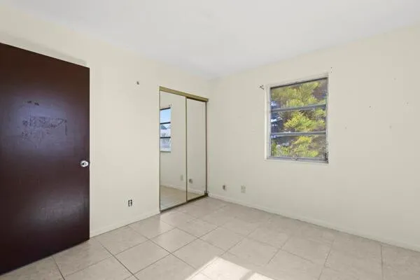110 SW 12TH AVENUE South Bay, FL 33493