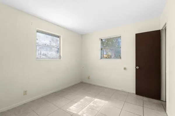 110 SW 12TH AVENUE South Bay, FL 33493