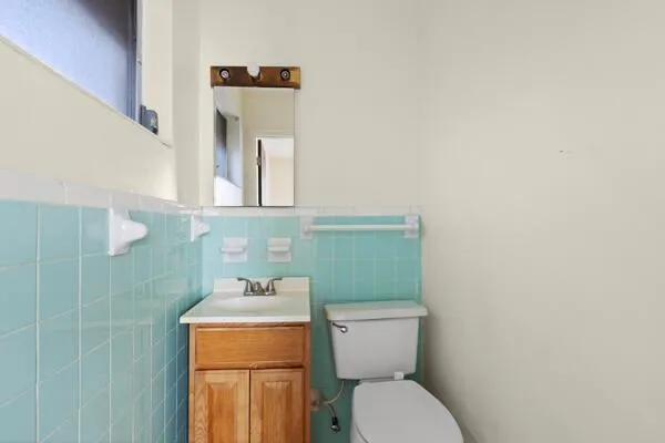 110 SW 12TH AVENUE South Bay, FL 33493
