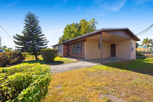 110 SW 12TH AVENUE South Bay, FL 33493
