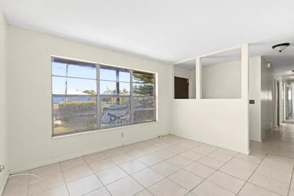 110 SW 12TH AVENUE South Bay, FL 33493