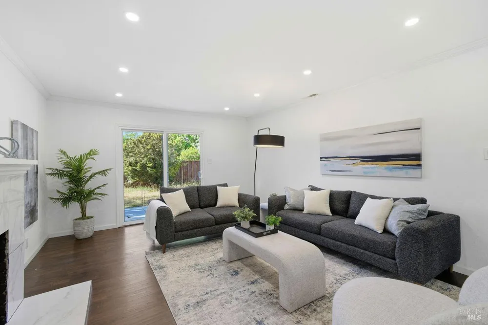 4541 Rinconada Drive Santa Rosa, CA 95409