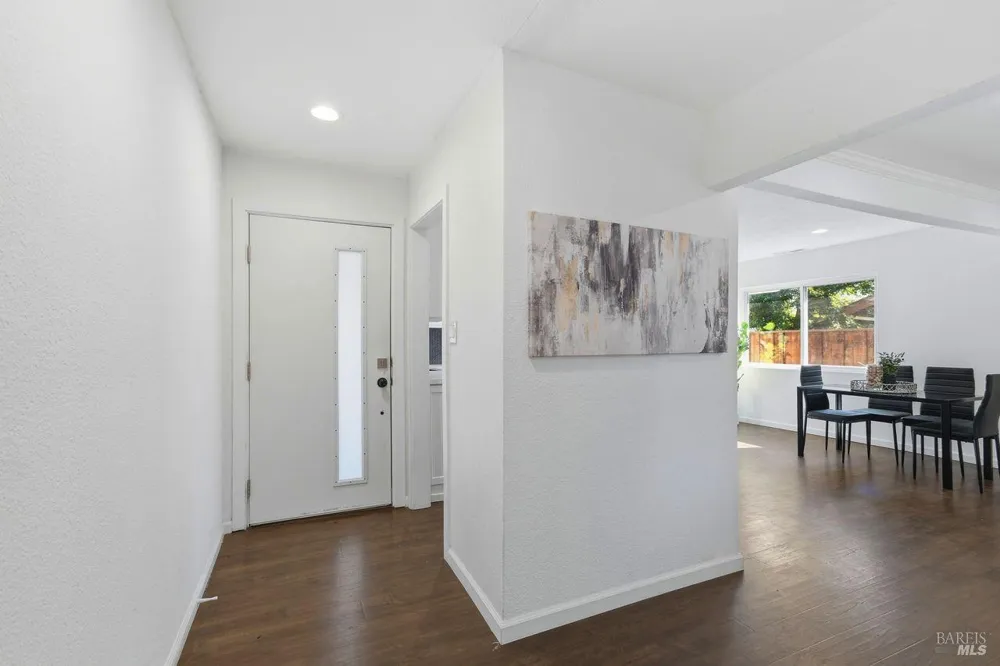 4541 Rinconada Drive Santa Rosa, CA 95409