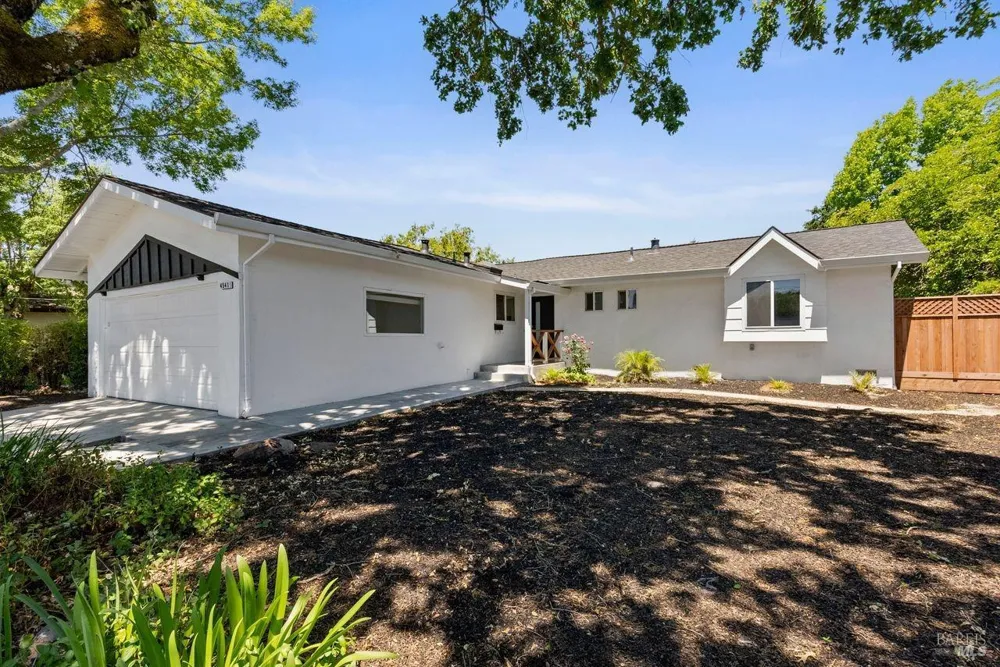 4541 Rinconada Drive Santa Rosa, CA 95409