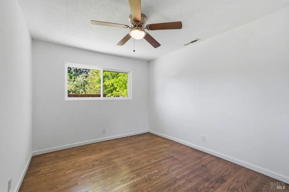 4541 Rinconada Drive Santa Rosa, CA 95409