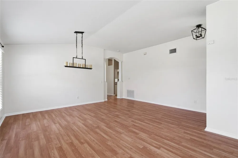 19520 MORDEN BLUSH DRIVE Lutz, FL 33558