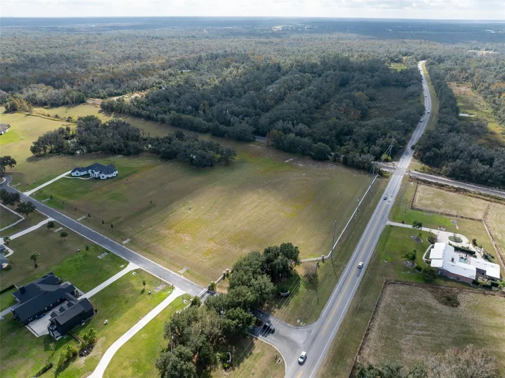 103 ALAFIA ESTATES LANE Plant City, FL 33567
