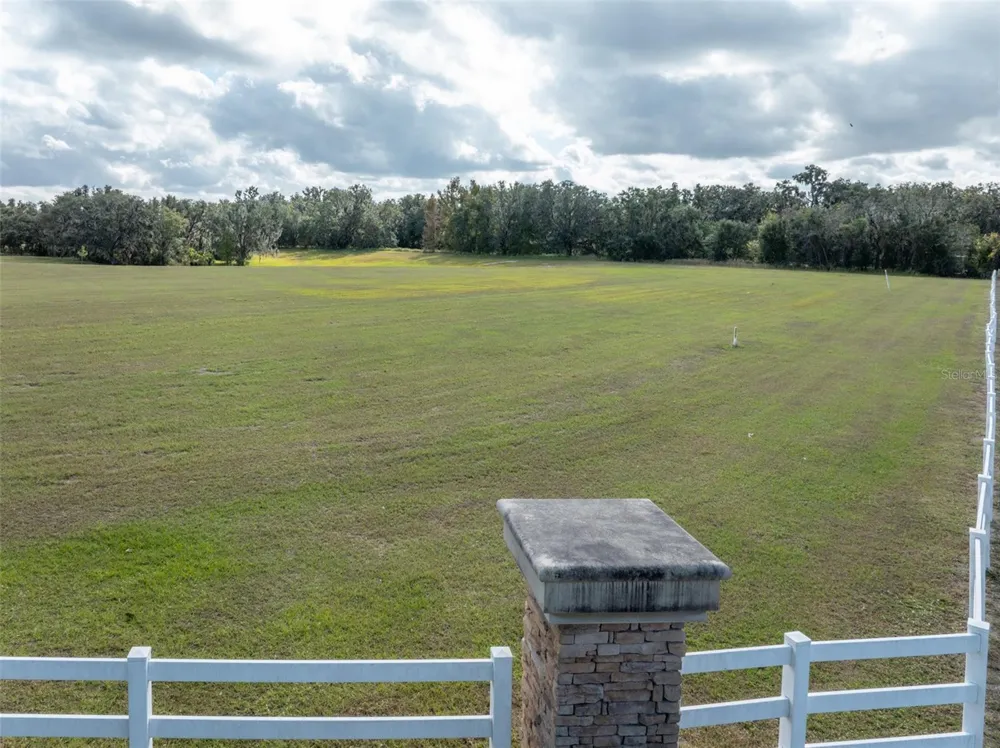 103 ALAFIA ESTATES LANE Plant City, FL 33567