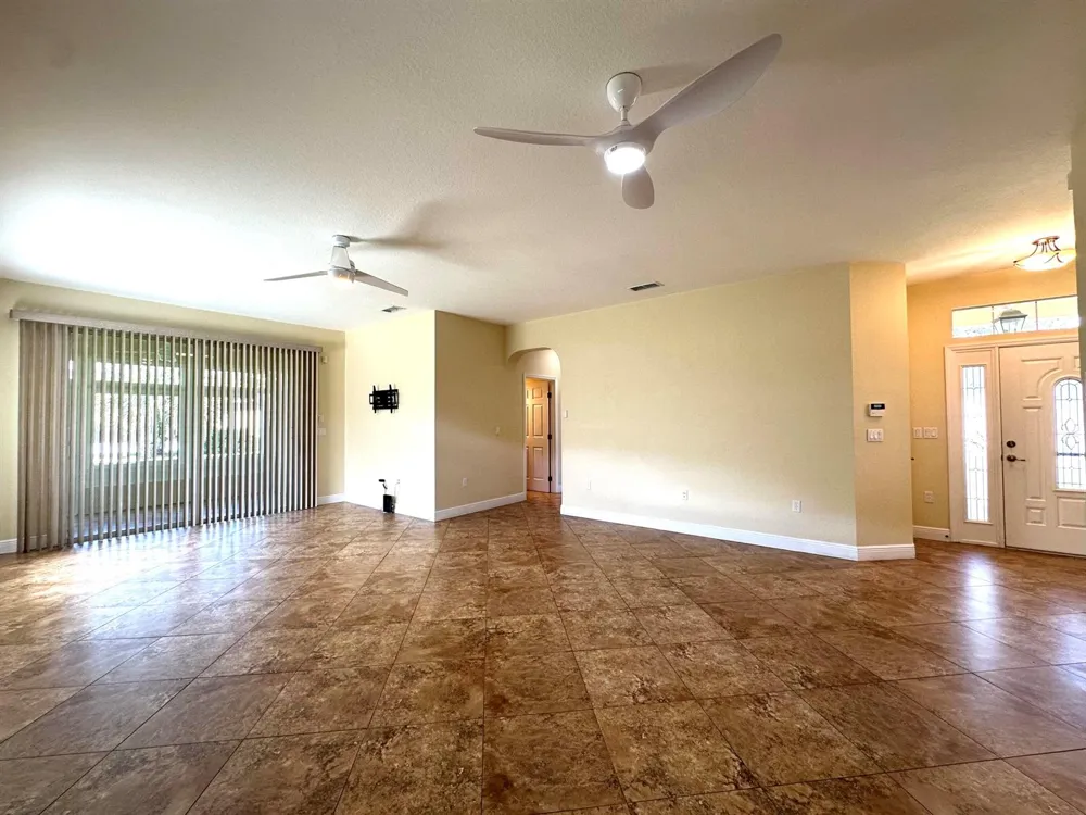 8394 SW 82ND LOOP ocala, FL 34481